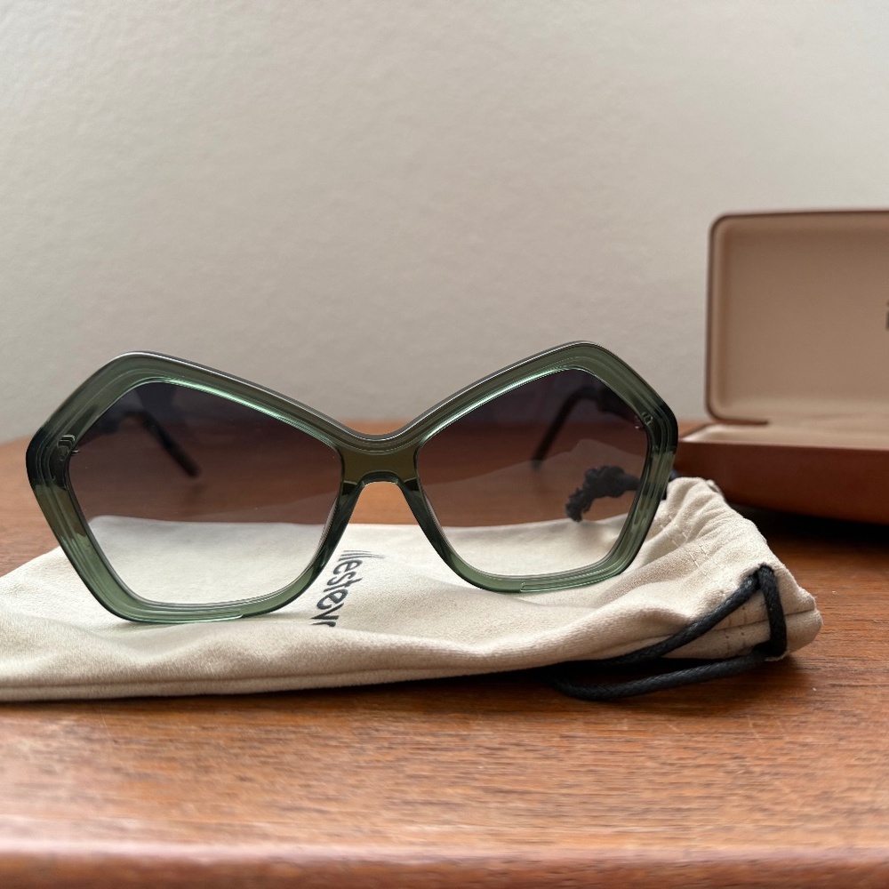 Illvesteva Barbra 55 Sunglasses in Pine